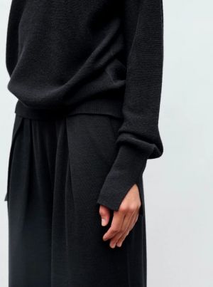  DEEP BLACK